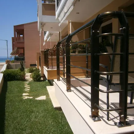 Dafni's Seaside Luxury Hotel apartamentowy