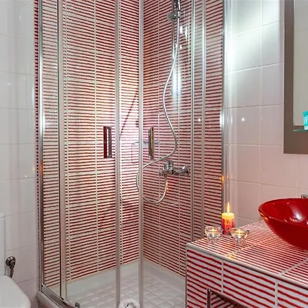 Dafni's Seaside Luxury 3* Nikiti (Sithonia)