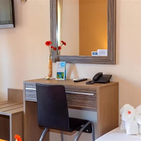 Hotel apartamentowy Dafni's Seaside Luxury