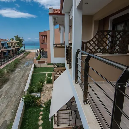 Dafni's Seaside Luxury Aparthotel Nikiti (Sithonia)