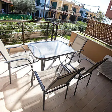 Dafni's Seaside Luxury Nikiti (Sithonia)