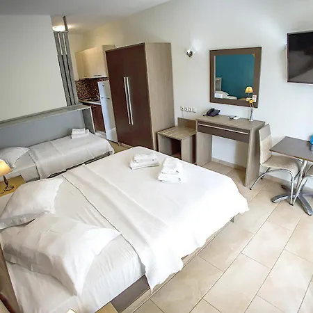 Dafni's Seaside Luxury Hotel apartamentowy 3*