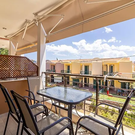 Aparthotel Dafni's Seaside Luxury