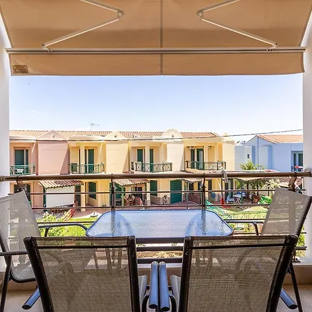 Dafni's Seaside Luxury Nikiti (Sithonia)