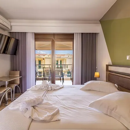 Dafni's Seaside Luxury * Nikiti (Sithonia)