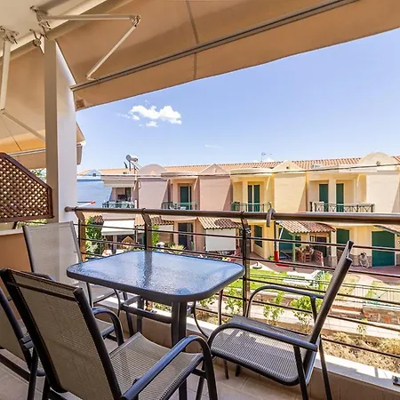 Dafni's Seaside Luxury Aparthotel *