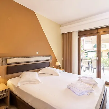 Dafni's Seaside Luxury Nikiti (Sithonia)