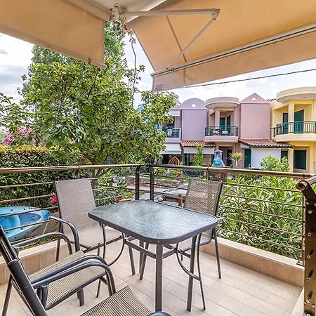Dafni's Seaside Luxury Aparthotel
