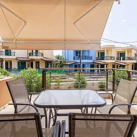 Dafni's Seaside Luxury Aparthotel