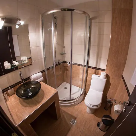 Dafni's Seaside Luxury Aparthotel 3*