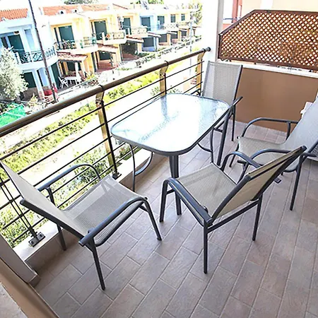Dafni's Seaside Luxury 公寓式酒店 3*