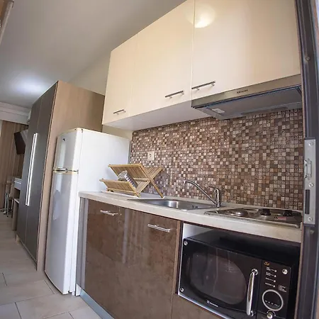 Aparthotel Dafni's Seaside Luxury