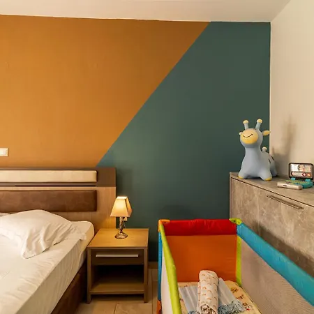 Dafni's Seaside Luxury 3*