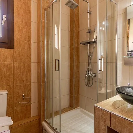 Aparthotel Dafni's Seaside Luxury