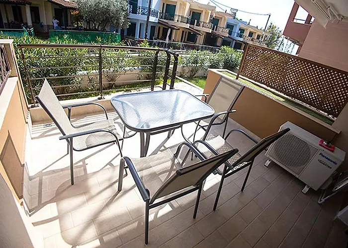 Dafni's Seaside Luxury Nikiti (Sithonia)