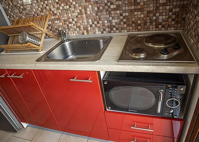 Dafni's Seaside Luxury Apartahotel