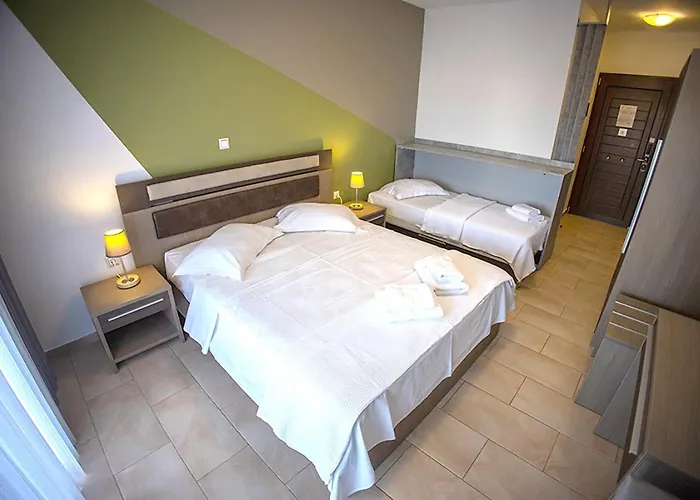 Dafni's Seaside Luxury 3* 尼基季