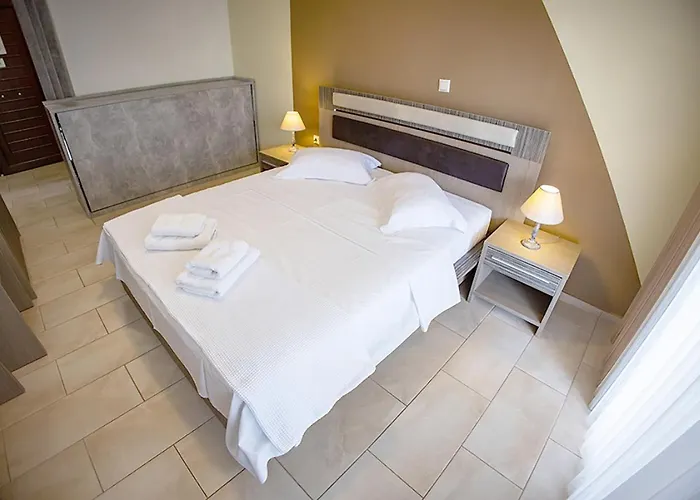 Dafni's Seaside Luxury