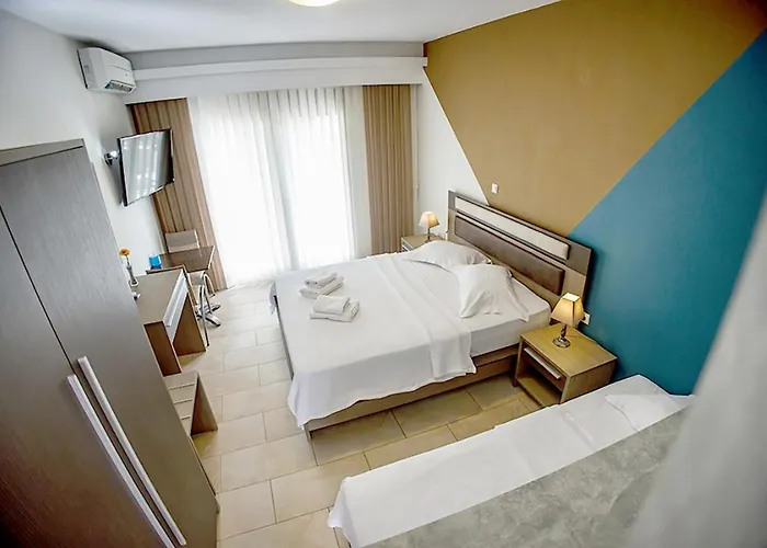 Dafni's Seaside Luxury Nikiti (Sithonia)