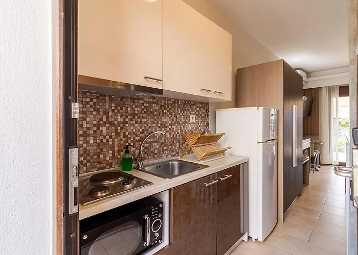 Apartahotel Dafni's Seaside Luxury Nikiti (Sithonia)