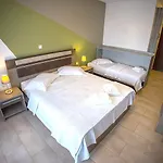Dafni's Seaside Luxury 3* 니키티