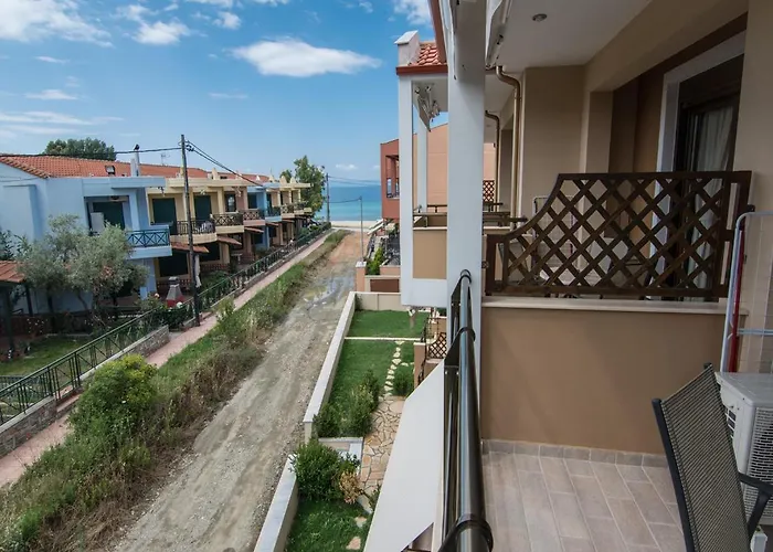 Dafni's Seaside Luxury 3* Nikiti (Sithonia)