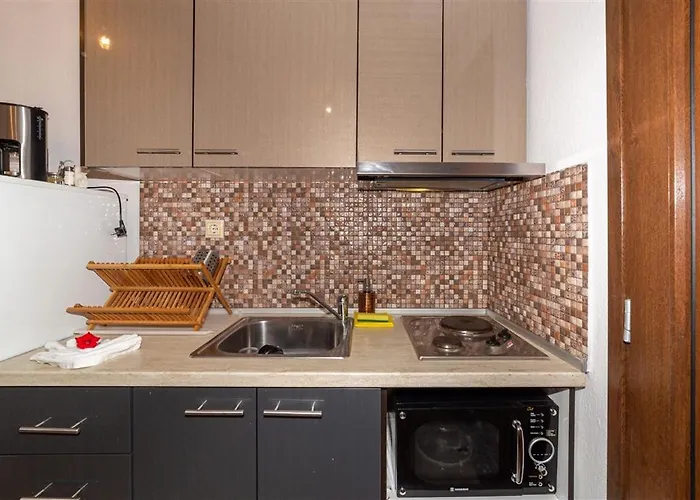 Dafni's Seaside Luxury Nikiti (Sithonia)