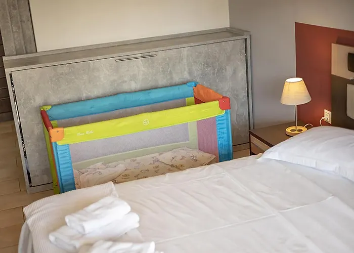 Dafni's Seaside Luxury Apart Otel Nikiti (Sithonia)