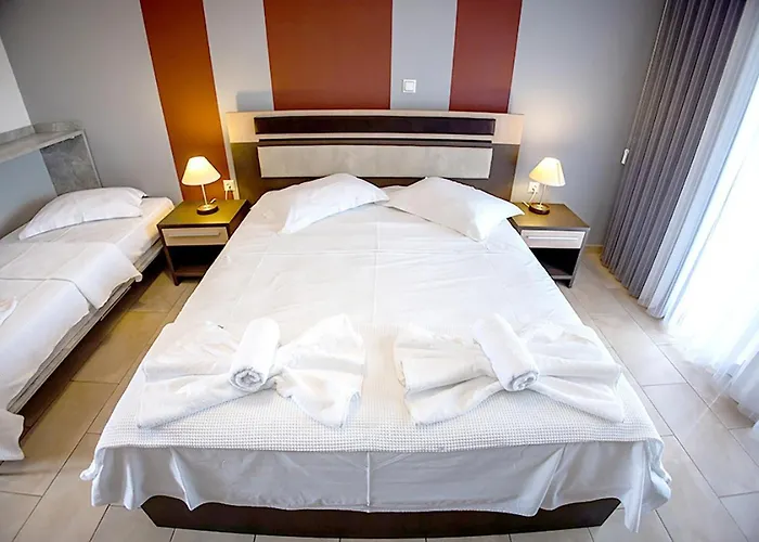 Dafni's Seaside Luxury 3* Nikiti (Sithonia)