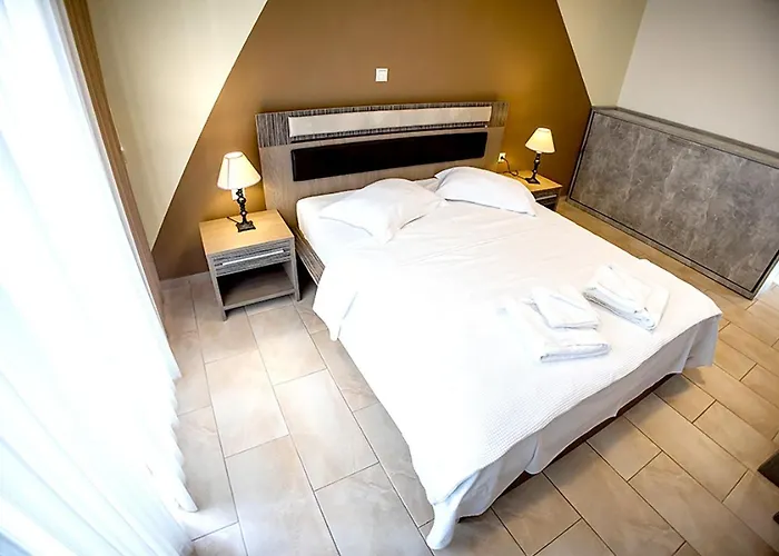 Dafni's Seaside Luxury