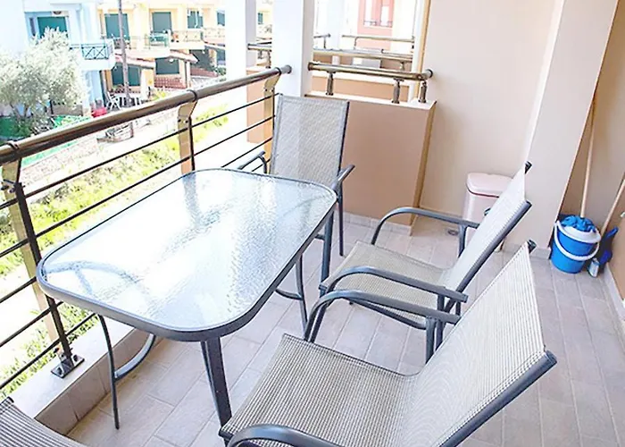 Dafni's Seaside Luxury Apart Otel 3*