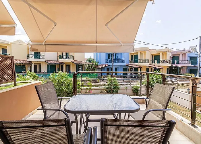 Dafni's Seaside Luxury Apart Otel